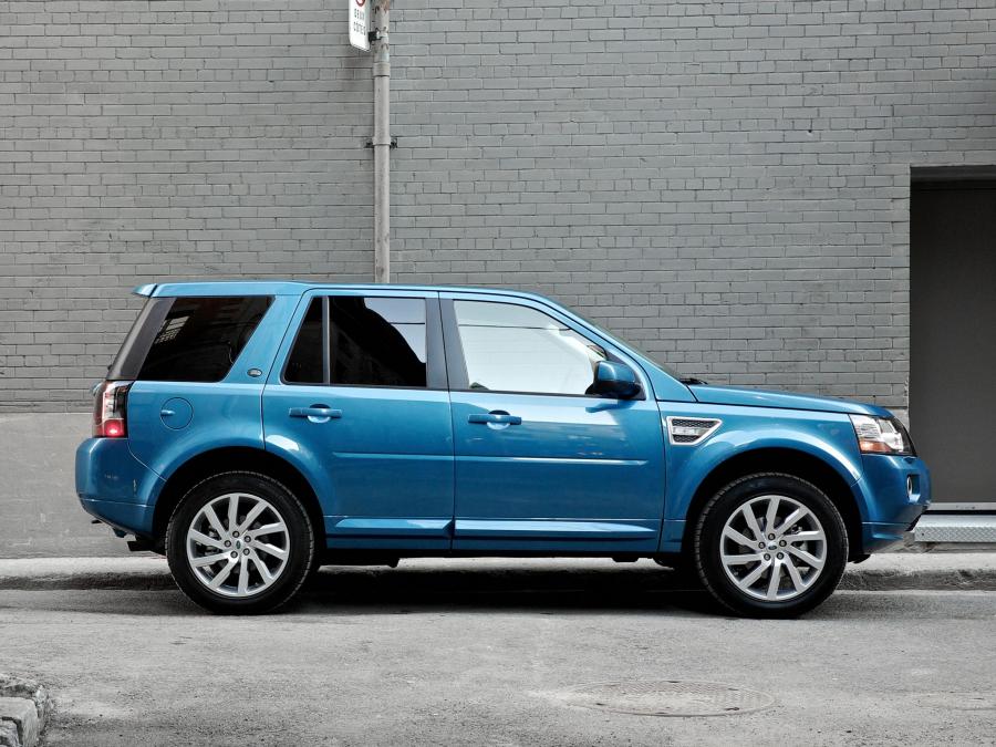  Land Rover LR2 HSE 2012 года  (фото 14 из 16)